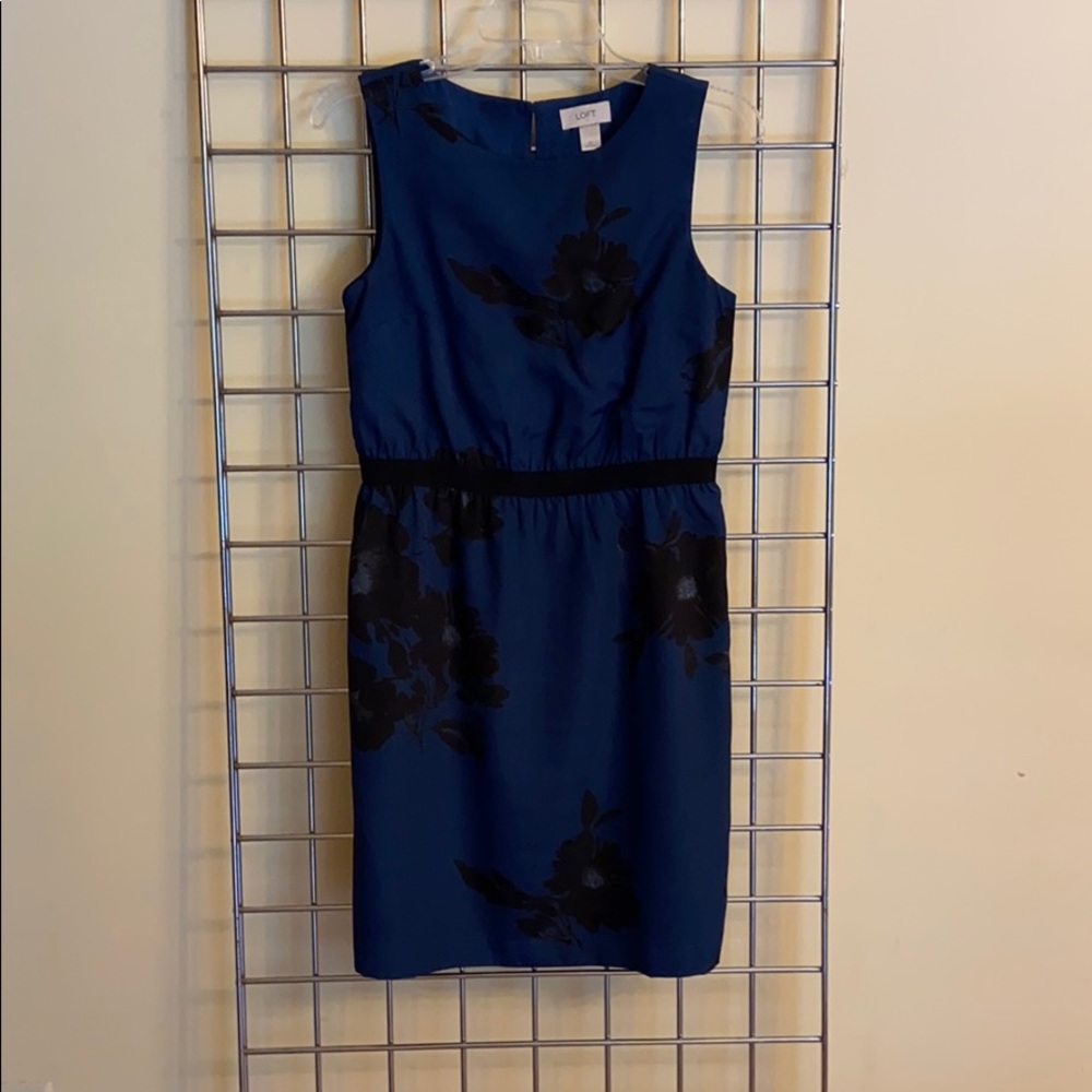 Loft by Ann Taylor Dress